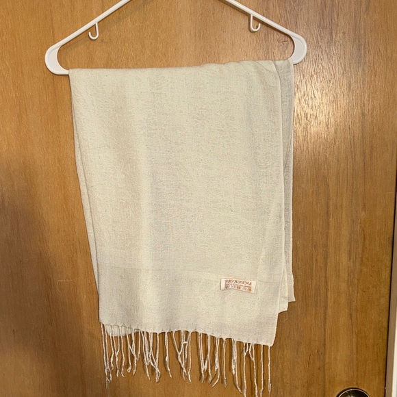 pashmina Accessories - Elegant %60 Silk Pashmina Scarf with Dainty Fringe Shawl Wrap OS